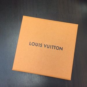 LOUIS VUITTON GIFT BOX